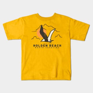 Holden Beach, NC Summertime Vacationing Seagull Flight Kids T-Shirt